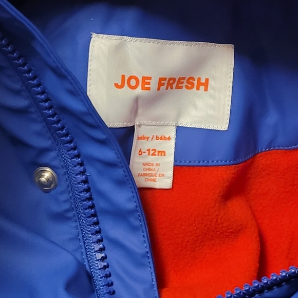 Kids rain coat and boots set. - Picture 5 of 5